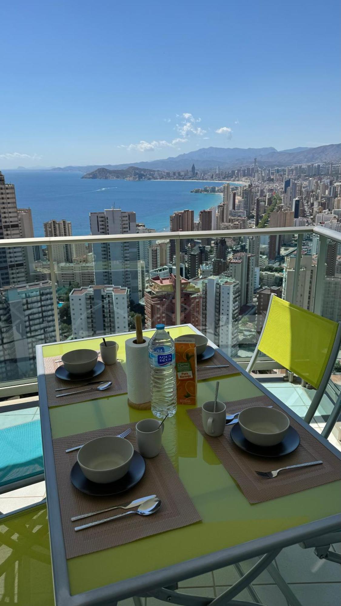 2-Bedroom Apartment With Sea Views Benidorm Zewnętrze zdjęcie