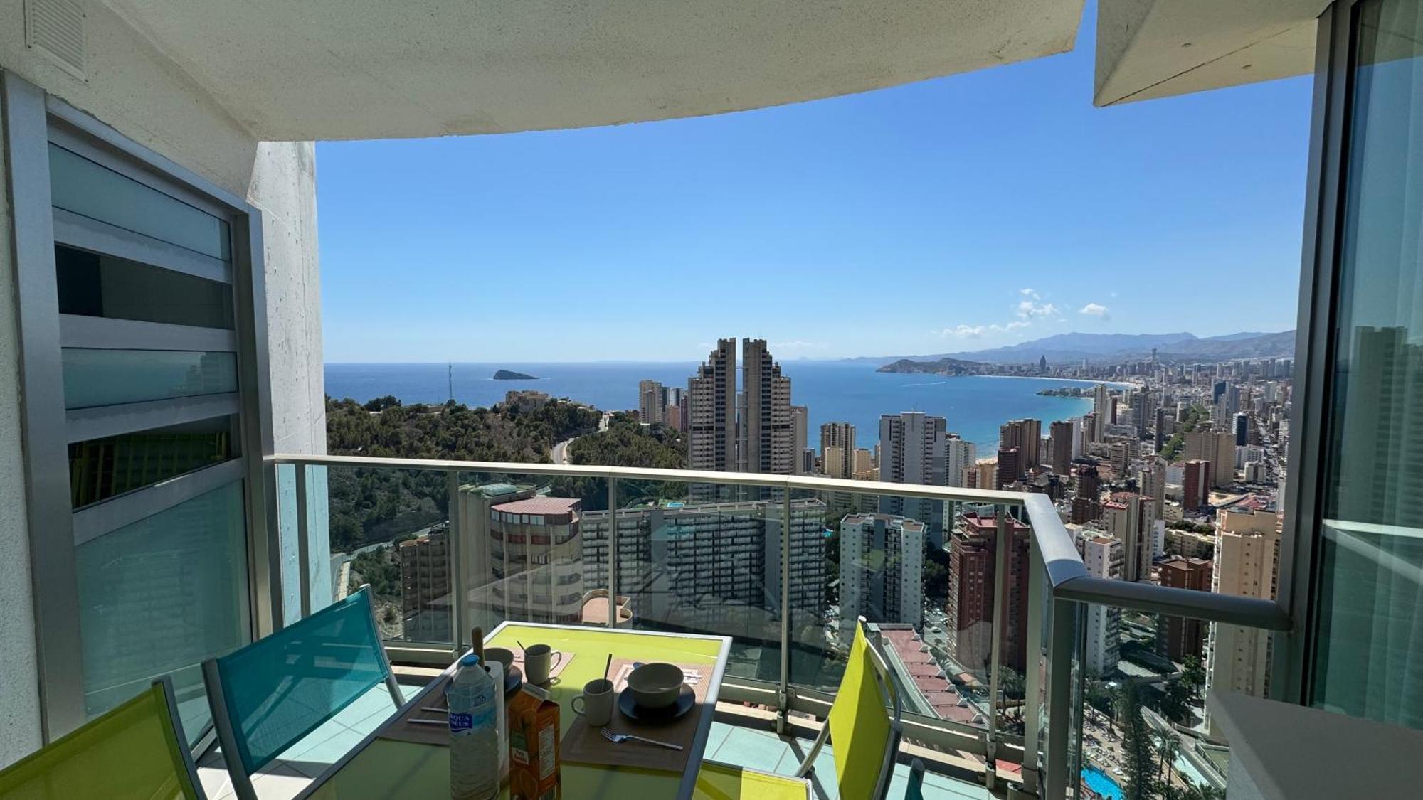 2-Bedroom Apartment With Sea Views Benidorm Zewnętrze zdjęcie