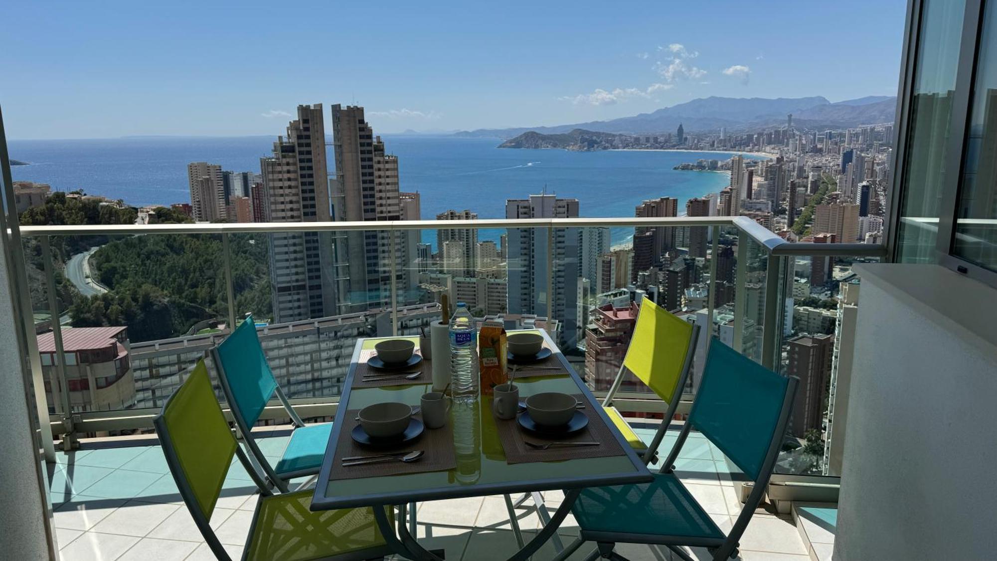 2-Bedroom Apartment With Sea Views Benidorm Zewnętrze zdjęcie