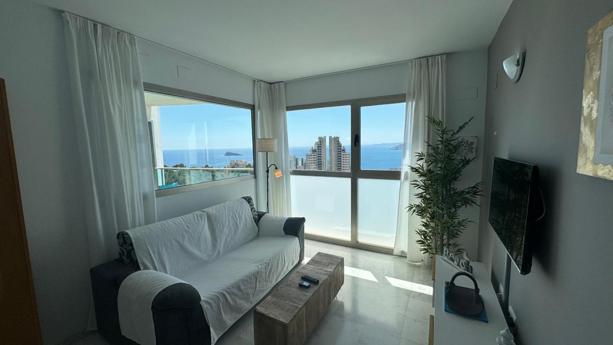 2-Bedroom Apartment With Sea Views Benidorm Zewnętrze zdjęcie